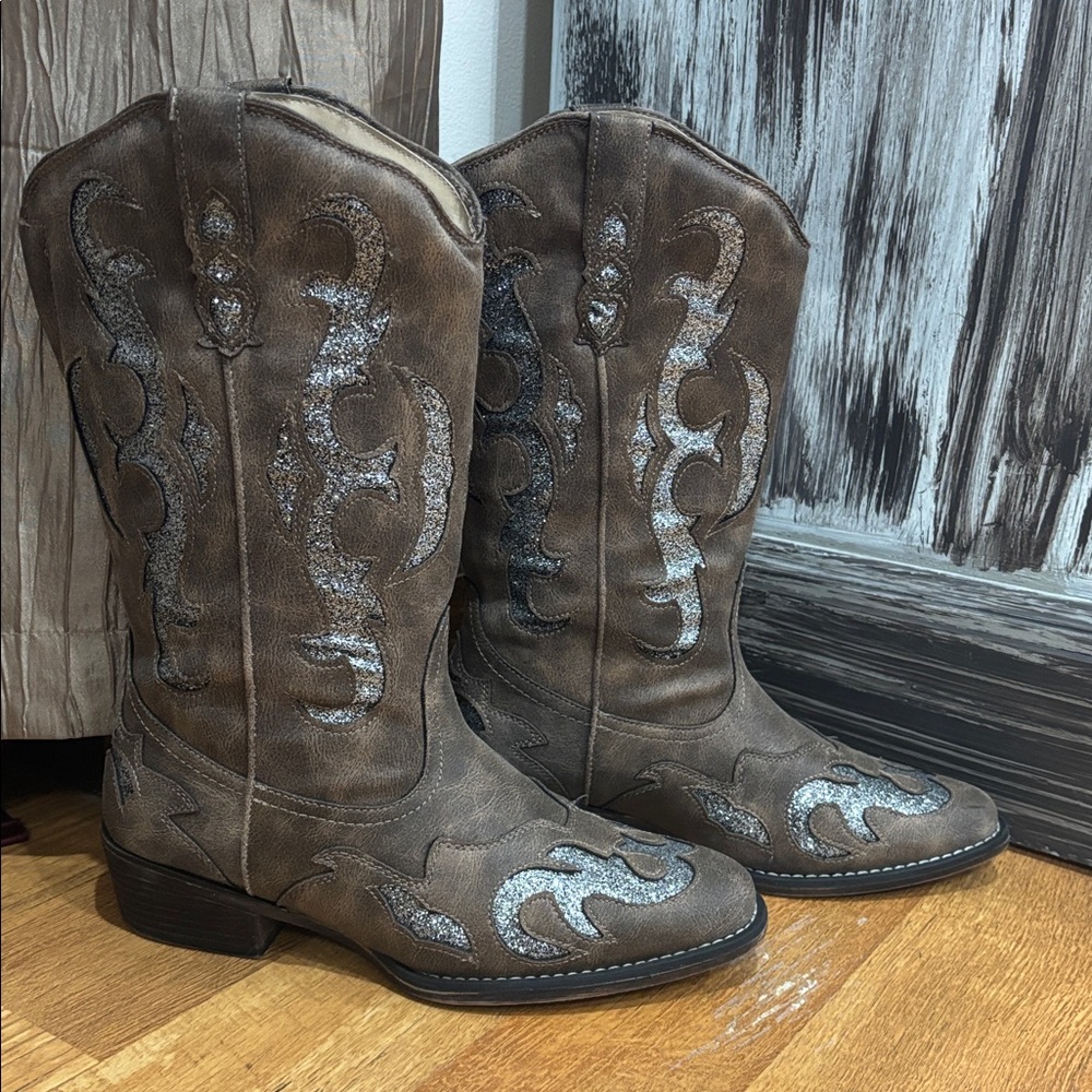 Silver Sparkle Faux Brown Leather Boots size 10